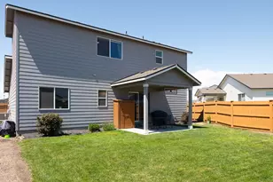 3400 NW 11th Ct, Redmond, OR 97756 - Photo 23