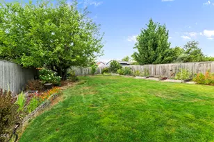 3775 Sidney Way, Medford, OR 97504 - Photo 9