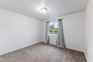 3775 Sidney Way, Medford, OR 97504 - Photo 23