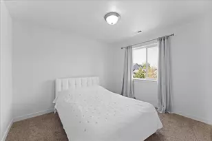 3775 Sidney Way, Medford, OR 97504 - Photo 35