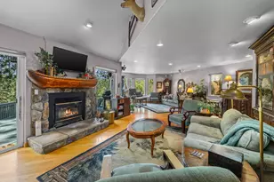60655 River Bend Dr, Bend, OR 97702 - Photo 9