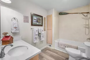 60655 River Bend Dr, Bend, OR 97702 - Photo 23