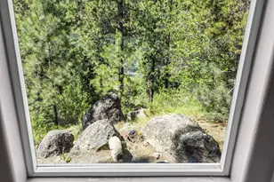 60655 River Bend Dr, Bend, OR 97702 - Photo 11