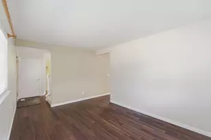 196 Nadine Ln, Central Point, OR 97502 - Photo 11