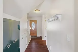 196 Nadine Ln, Central Point, OR 97502 - Photo 17