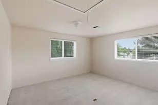 196 Nadine Ln, Central Point, OR 97502 - Photo 31