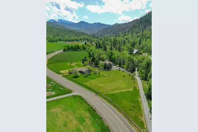 4000 Little Applegate Road, Jacksonville, OR 97530 - Photo 37