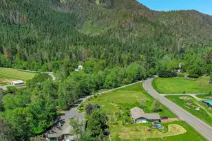4000 Little Applegate Rd, Jacksonville, OR 97530 - Photo 39