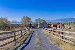 84900 Carlon Ln, Summer Lake, OR 97640 - Photo 33