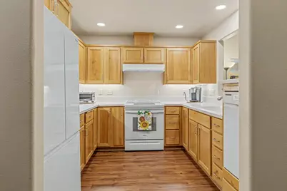 818 Pavilion Place, Ashland, OR 97520 - Photo 15