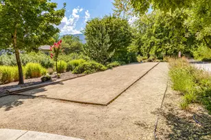 818 Pavilion Pl, Ashland, OR 97520 - Photo 35