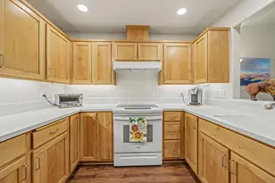 818 Pavilion Pl, Ashland, OR 97520 - Photo 15