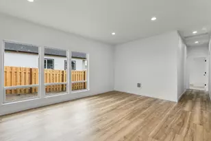502 SW 6th St, Metolius, OR 97741 - Photo 7