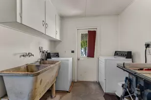 2402 NE 3rd, Prineville, OR 97754 - Photo 17