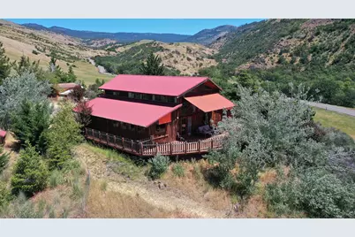 2909 Dead Indian Memorial Road, Ashland, OR 97520 - Photo 1
