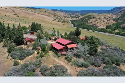 2909 Dead Indian Memorial Road, Ashland, OR 97520 - Photo 59