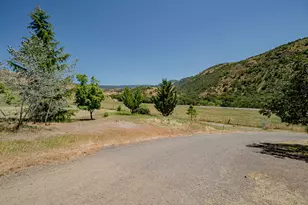 2909 Dead Indian Memorial Rd, Ashland, OR 97520 - Photo 49