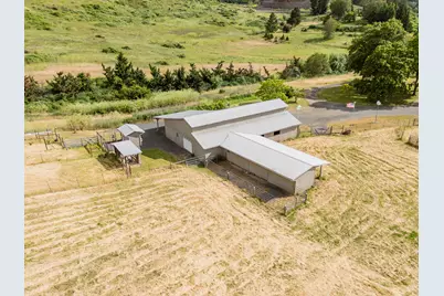 9114 Old Highway 99 S, Winston, OR 97496 - Photo 43