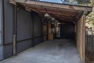 61000 Brosterhous Rd, Bend, OR 97702 - Photo 5