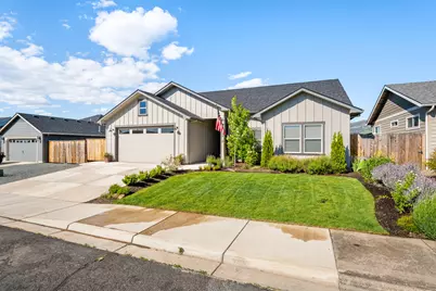 1004 Arana Drive, Phoenix, OR 97535 - Photo 25