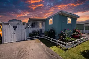 3265 Antelope Rd, White City, OR 97503 - Photo 1