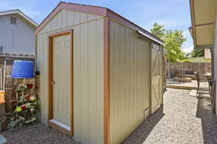 2348 Silver Palm Dr, Medford, OR 97504 - Photo 51