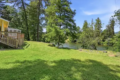 2700 Rogue River Highway, Grants Pass, OR 97527 - Photo 37