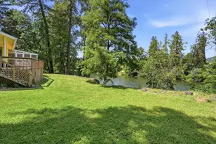 2700 Rogue River Hwy, Grants Pass, OR 97527 - Photo 37