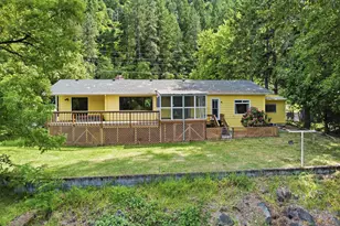 2700 Rogue River Hwy, Grants Pass, OR 97527 - Photo 39