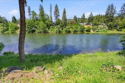 2700 Rogue River Highway, Grants Pass, OR 97527 - Photo 41