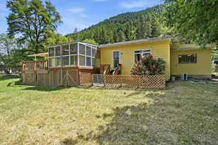 2700 Rogue River Hwy, Grants Pass, OR 97527 - Photo 35