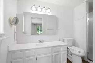 2700 Rogue River Hwy, Grants Pass, OR 97527 - Photo 27