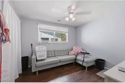 102 Elm Street, Phoenix, OR 97535 - Photo 21