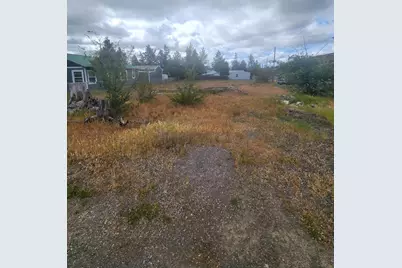 4060 Douglas Avenue, Klamath Falls, OR 97601 - Photo 3