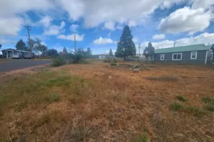 4060 Douglas Ave, Klamath Falls, OR 97601 - Photo 1