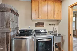 22539 Martee Ln, Bend, OR 97701 - Photo 41