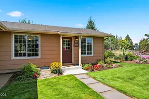 22539 Martee Ln, Bend, OR 97701 - Photo 9