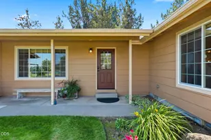 22539 Martee Ln, Bend, OR 97701 - Photo 11