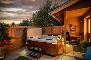 22539 Martee Ln, Bend, OR 97701 - Photo 85