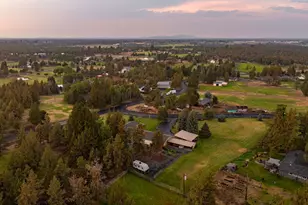 22539 Martee Ln, Bend, OR 97701 - Photo 185