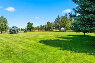 22539 Martee Ln, Bend, OR 97701 - Photo 117