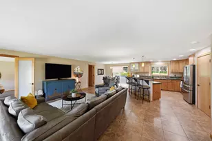 22539 Martee Ln, Bend, OR 97701 - Photo 7