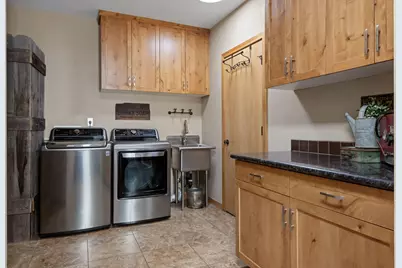 22539 Martee Lane, Bend, OR 97701 - Photo 15