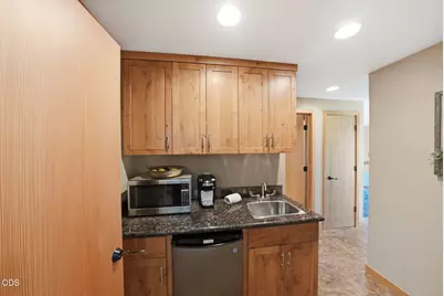 22539 Martee Lane, Bend, OR 97701 - Photo 47