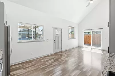 412 Azalea Court, Talent, OR 97540 - Photo 15