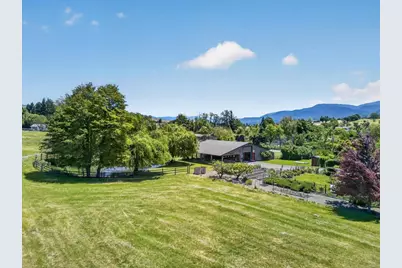 39 E Valley View Road, Ashland, OR 97520 - Photo 65