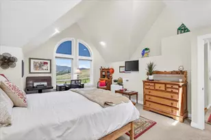 39 E Valley View Rd, Ashland, OR 97520 - Photo 43