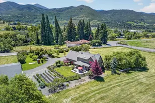 39 E Valley View Rd, Ashland, OR 97520 - Photo 59