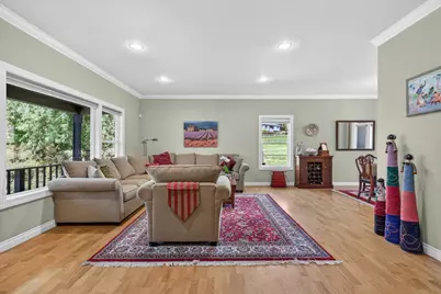 39 E Valley View Road, Ashland, OR 97520 - Photo 19