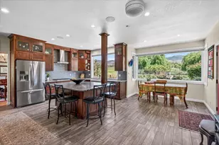 39 E Valley View Rd, Ashland, OR 97520 - Photo 23